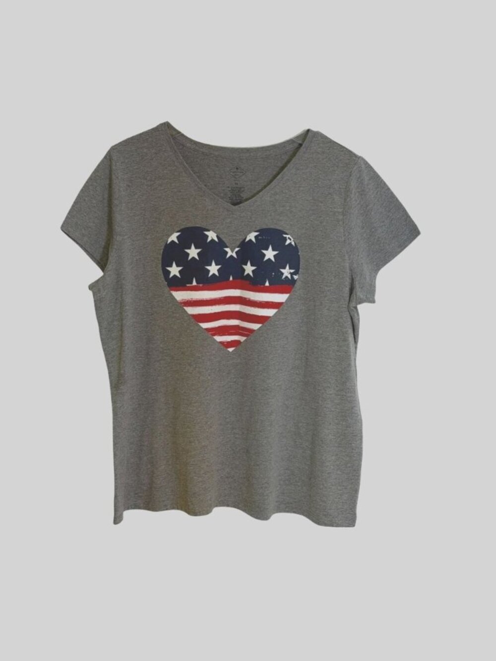 ❤️ St. John's Bay Patriotic Heart Flag Graphic Tee Gray Plus Size 0X NWOT